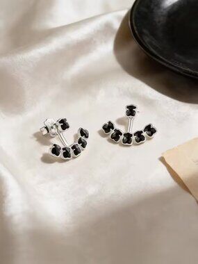Tous Onyx Black Front 5+1 little Bears in Line Dance Dangle Earrings Pins